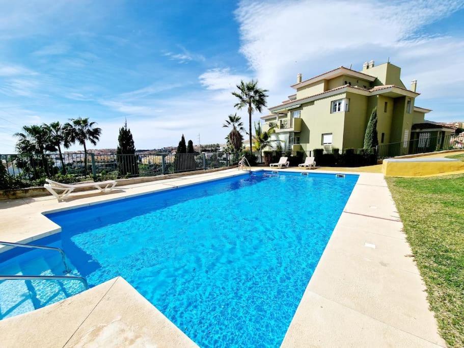 Apartamento Royal Golf View: 2Br, Pools & Ac Sitio de Calahonda Exterior foto