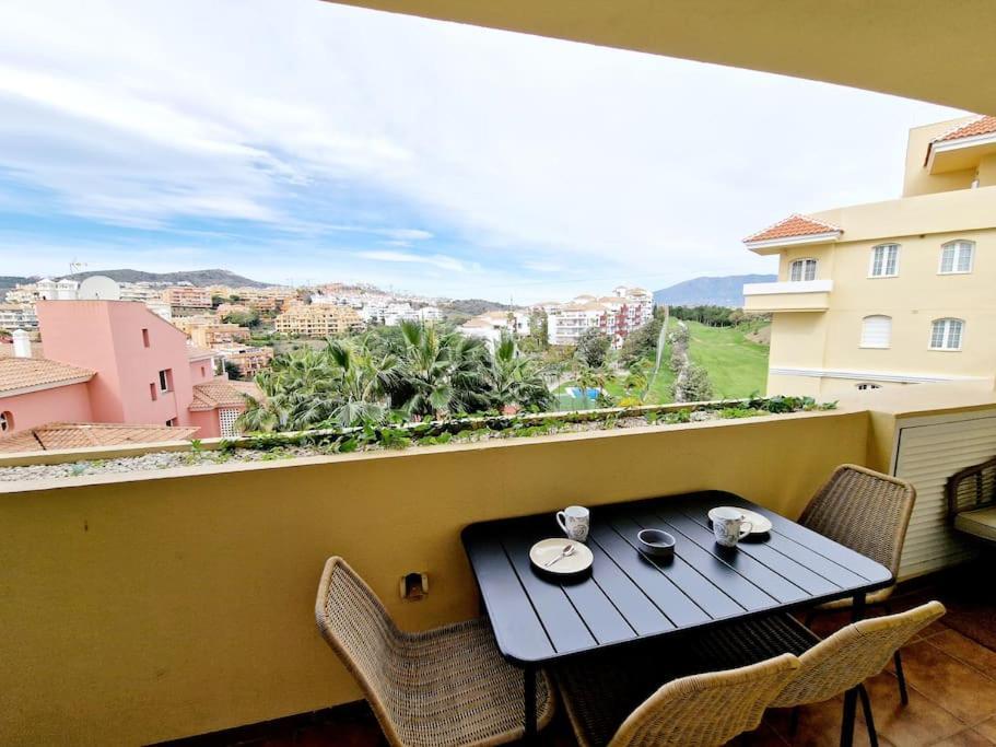 Apartamento Royal Golf View: 2Br, Pools & Ac Sitio de Calahonda Exterior foto