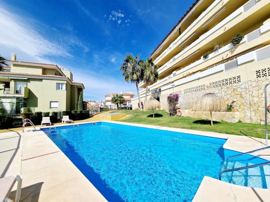 Apartamento Royal Golf View: 2Br, Pools & Ac Sitio de Calahonda Exterior foto