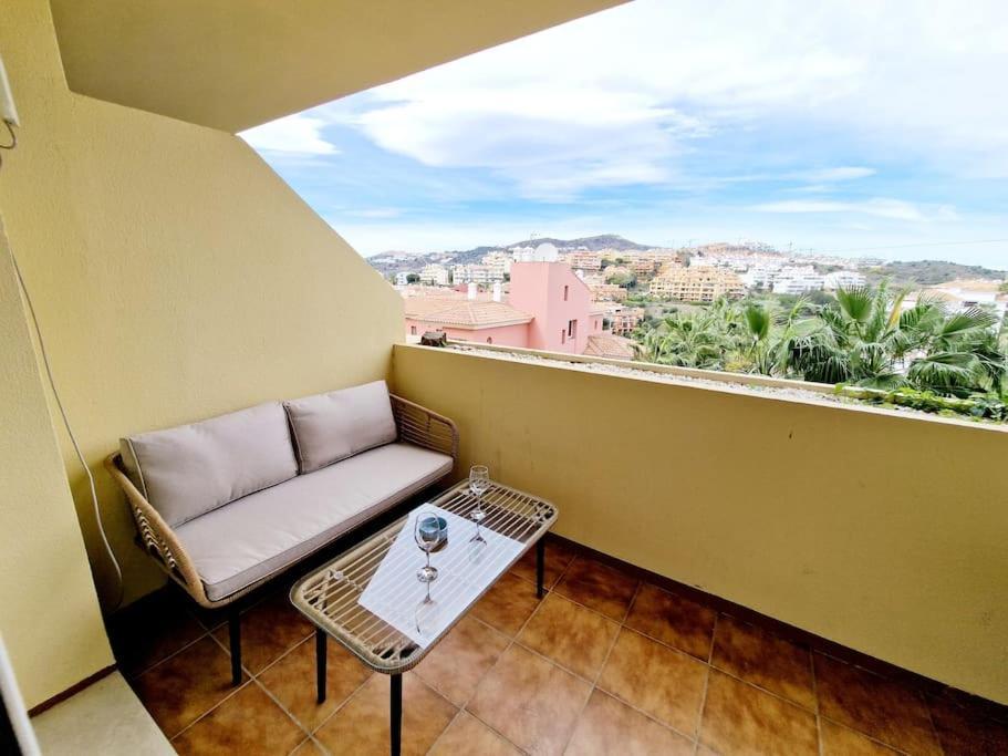 Apartamento Royal Golf View: 2Br, Pools & Ac Sitio de Calahonda Exterior foto