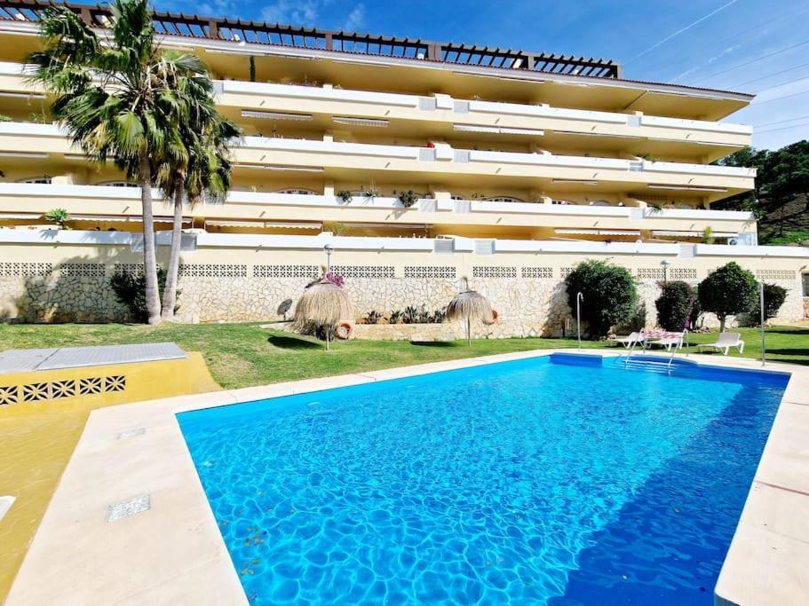 Apartamento Royal Golf View: 2Br, Pools & Ac Sitio de Calahonda Exterior foto