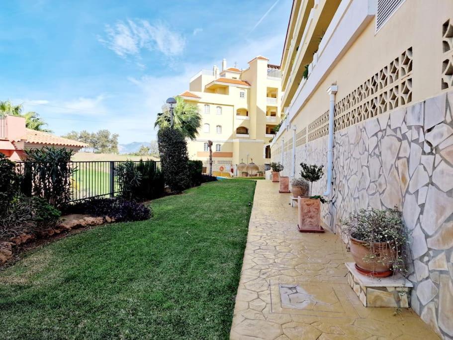 Apartamento Royal Golf View: 2Br, Pools & Ac Sitio de Calahonda Exterior foto