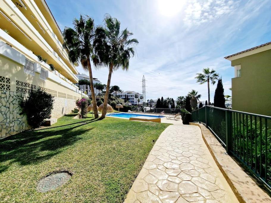 Apartamento Royal Golf View: 2Br, Pools & Ac Sitio de Calahonda Exterior foto